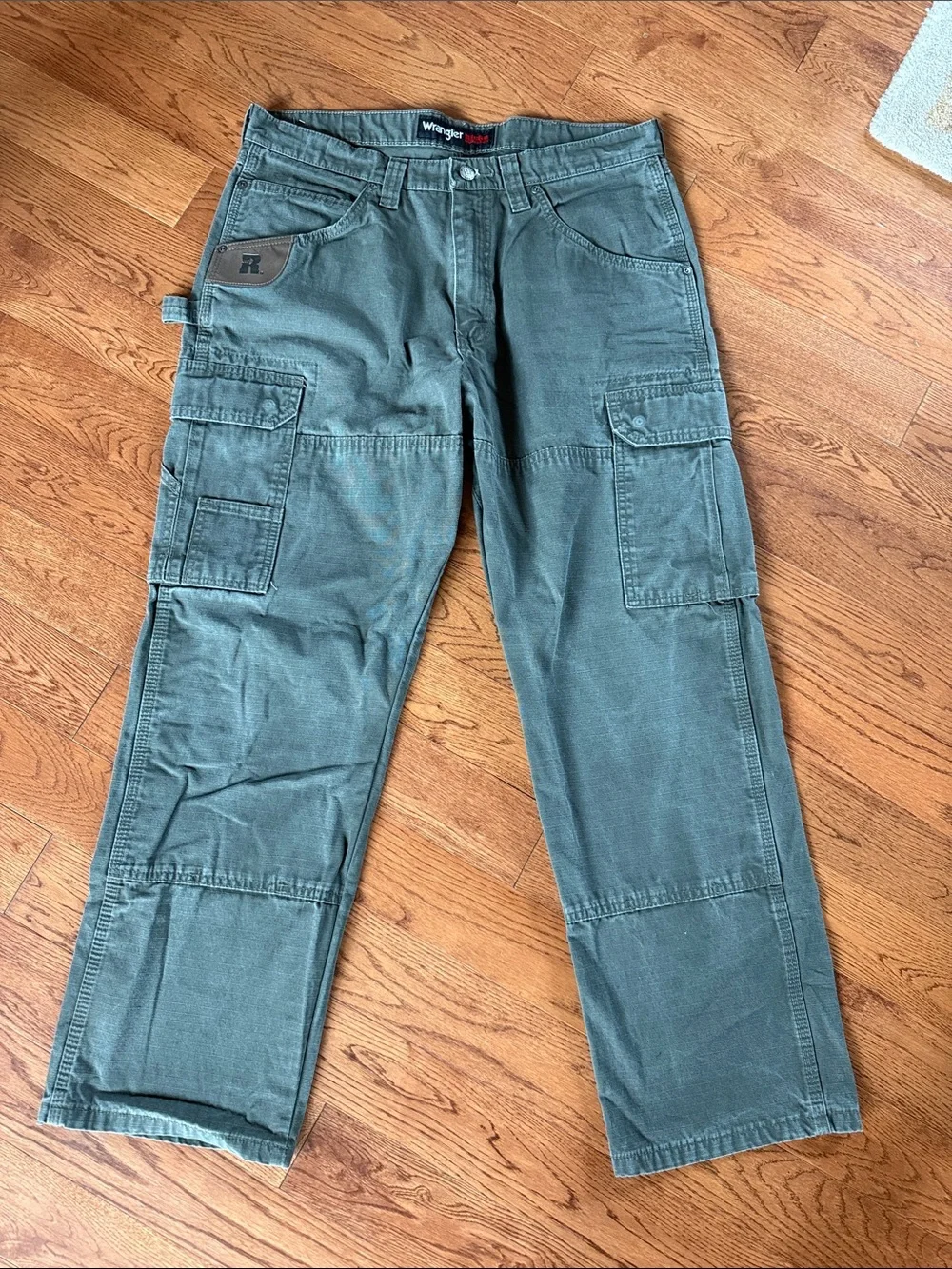 Wrangler cargo pants